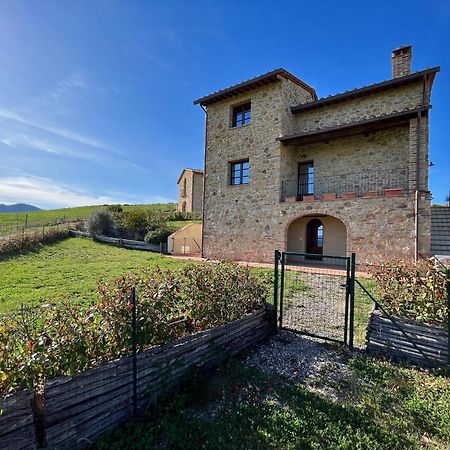 I Tre Casali Apartment Volterra Luaran gambar