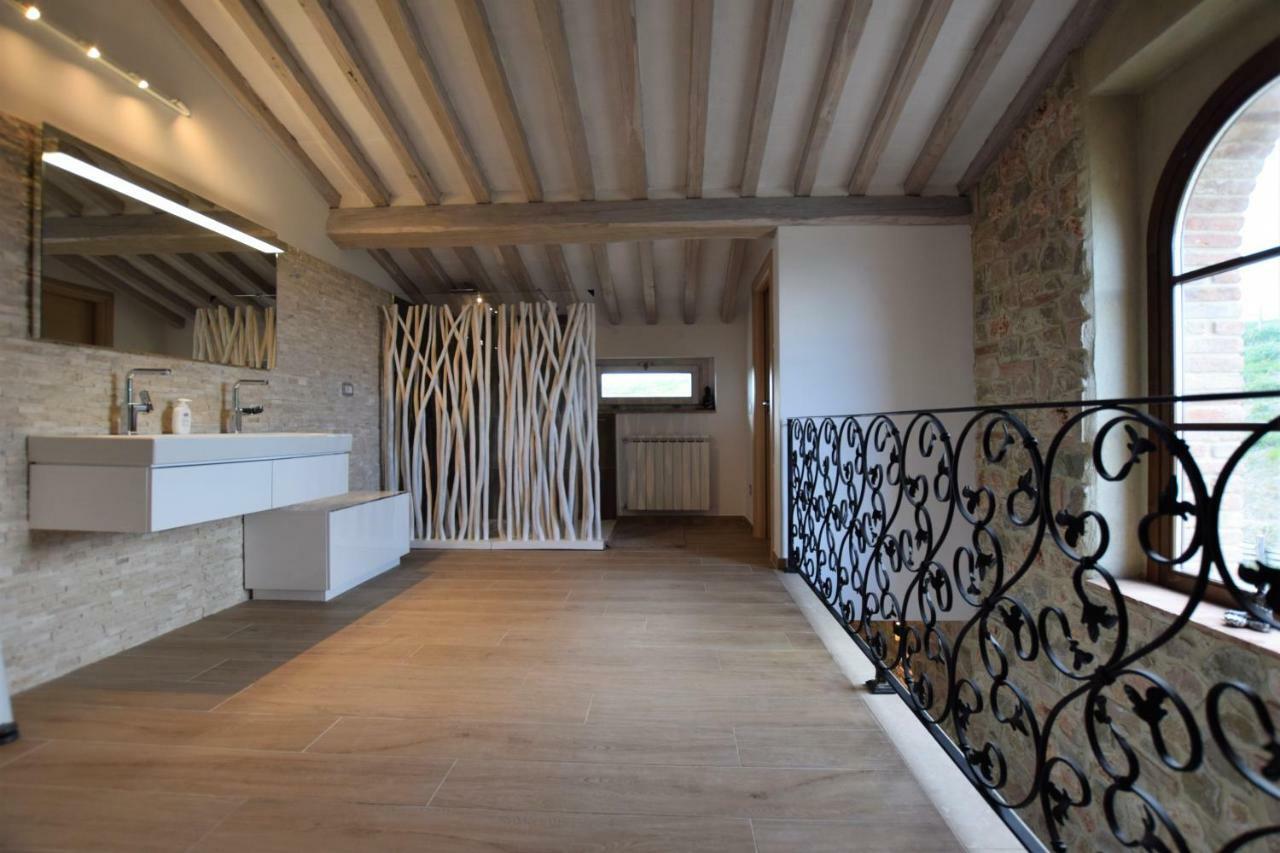 I Tre Casali Apartment Volterra Luaran gambar